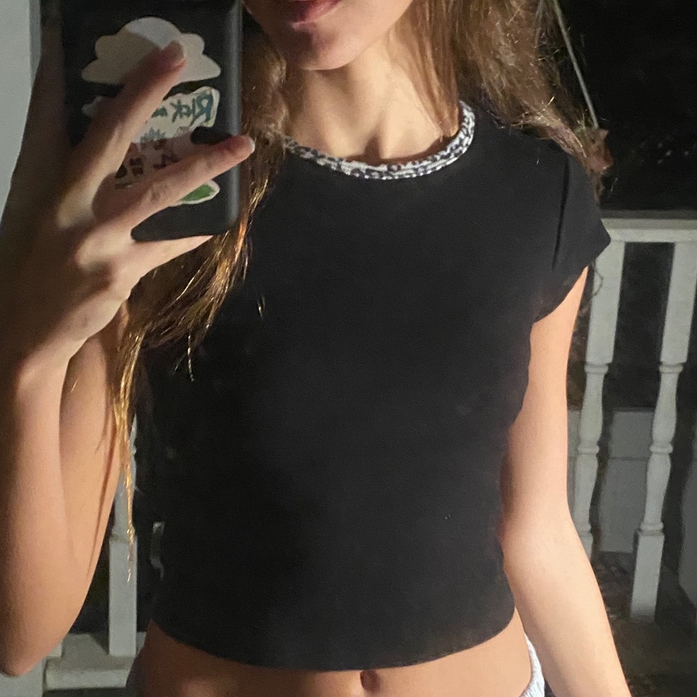 brandy melville t-shirt